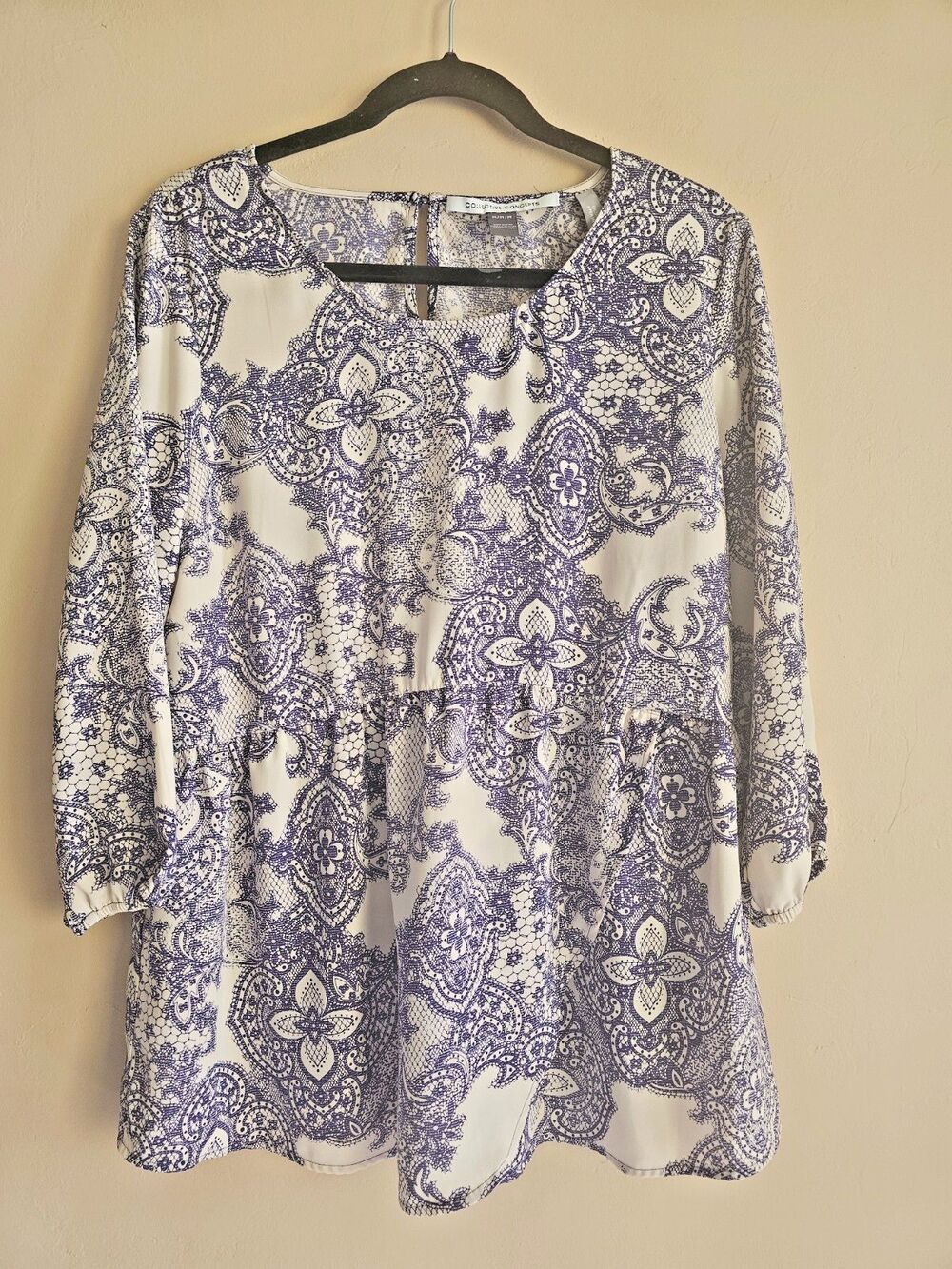 A Pea in the Pod Size M, maternity shirt, 3/4 " sleeves